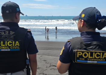 Se desplegarán más de 42 mil agentes policiales para garantizar una Semana Santa segura./Foto: PNC.