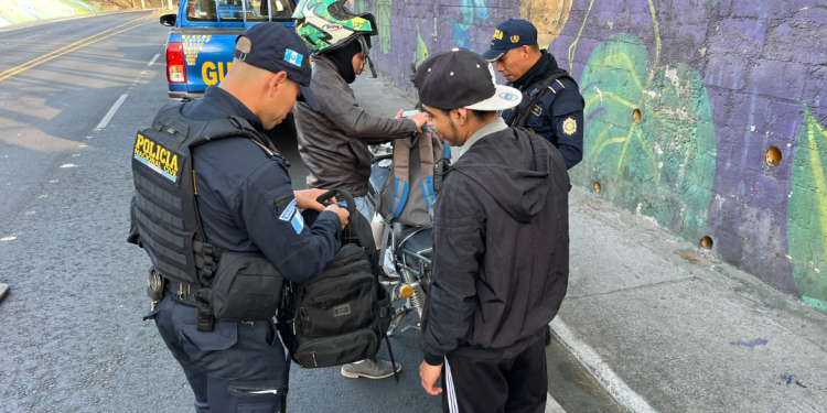 Operativos en el bulevar Jardines de la Asunción, zona 5. / PNC.