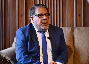 El gerente general de la Portuaria Quetzal, Sergio Gil compartió las medidas adoptadas para mitigar costos adicionales a las embarcaciones de combustible. (Foto: Álvaro Interiano)