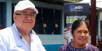 Inauguran proyecto de electrificación rural en Barillas, Huehuetenango. (Foto: INDE)