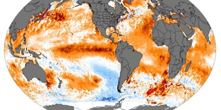 El fenómeno de "El Niño" ocurre cuando hay un aumento en la temperatura del océano Pacífico.