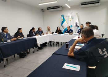 Diaco y PDH dialogan sobre operativos de vigilancia por especulaciones de preciso de combustibles