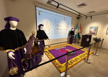 Cancillería presenta muestra cultural de la Semana Santa guatemalteca al Cuerpo Diplomático
