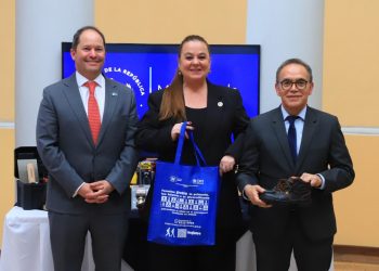 Mineduc fortalece certificación de competencias para migrantes retornados. (Foto: Mineduc)