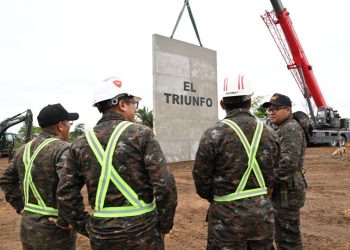 En vivo | Sigue la colocación de la primera piedra de la Cárcel de Máxima Seguridad El Triunfo en Morales, Izabal
