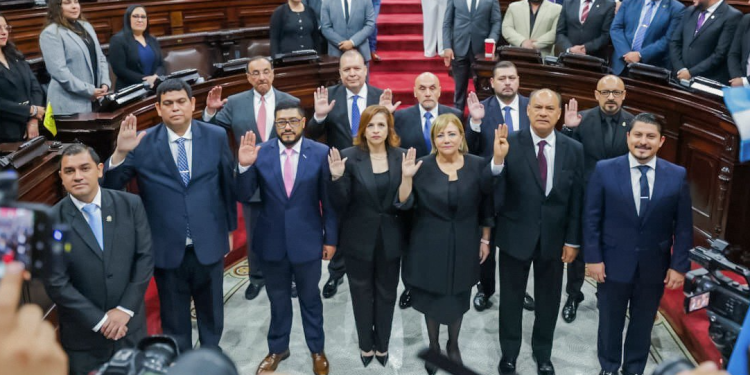 Asumen nuevos magistrados del Tribunal Supremo Electoral para el periodo 2026-2032