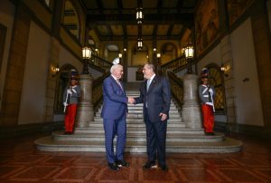 Presidente Bernardo Arévalo junto a su homólogo de Alemania. / Foto: SCSP.