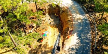 Covial ejecuta trabajos para prevenir daños en carretera./Foto: CIV.