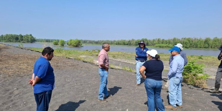 Supervisan bordas del río Samalá en San Andrés Villa Seca ante riesgos por invierno
