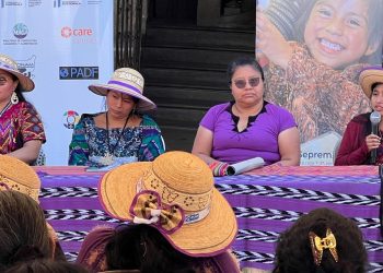 Realizan conversatorio “Voces de Mujeres” en Quiché