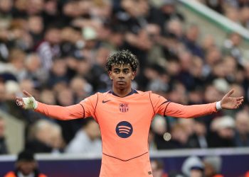 Lamine Yamal rescata el empate para el Barcelona en la Champions League