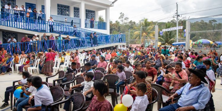 Proyecto educativo fortalece la infraestructura escolar en Tucurú, Alta Verapaz