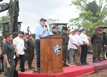 Presidente Arévalo: “Nosotros haremos la primera cárcel de máxima seguridad El Triunfo”