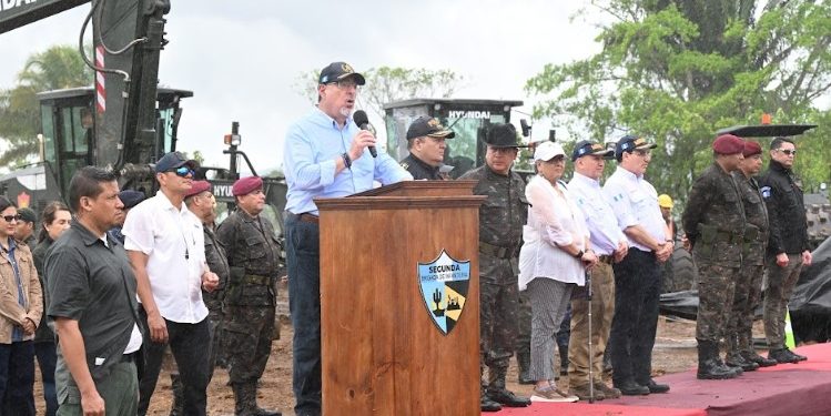 Presidente Arévalo: “Nosotros haremos la primera cárcel de máxima seguridad El Triunfo”