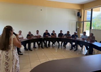 Desarrollan taller para mejorar la atención ciudadana en Zacapa