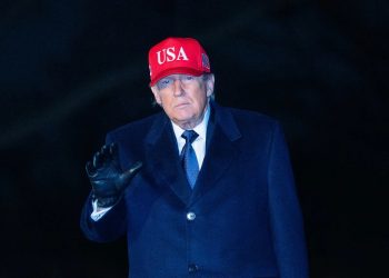 El presidente de EE. UU., Donald Trump, dijo que podría copiare parte de lo que se hizo en Venezuela para la transición en Irán.