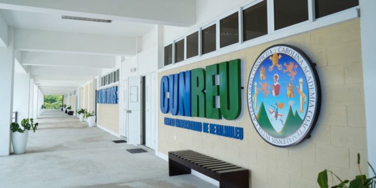 Fortalecen la educación superior en Retalhuleu con ampliación de infraestructura universitaria