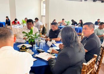 Gobernador de Baja Verapaz participa en el taller sobre seguridad territorial