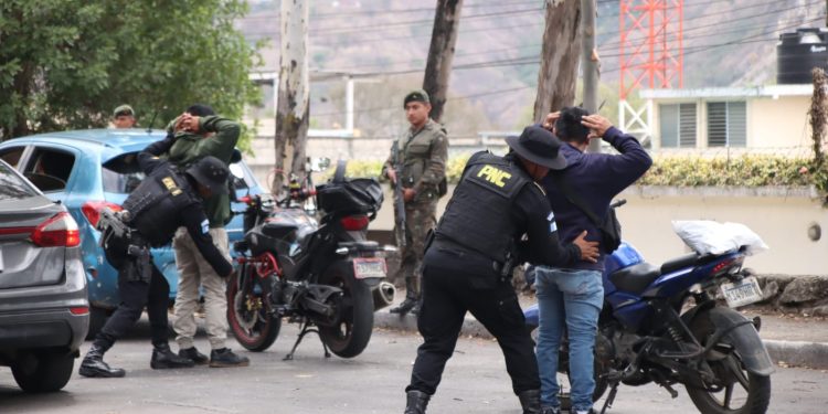 El estado de prevención permite a las fuerzas de seguridad del Estado ejecutar acciones extraordinarias para la preveción de acciones delincuenciales.