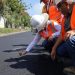 La ministra Norma Zea supervisó personalmente el avance de los trabajos en la Ruta CA-1 Oriente, (ruta Interamericana o carretera a El Salvador.)