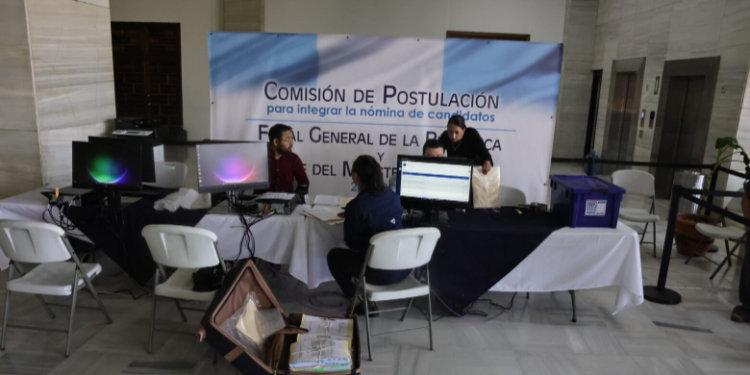 La Comisión de Postulación encargada de conformar la nómina de candidatos a fiscal general y jefe del Ministerio Público dio inicio este lunes 6 de abril a la fase de entrevistas / Foto: DCA