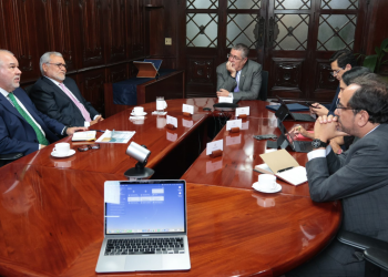 Presidente se reunió con representantes de PEI- Guatemala donde abordaron las elecciones de segundo grado. / Foto: PEI-GT.