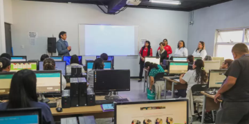 Personal de SBS y SOSEP se capacita en atención integral a distancia para personas con discapacidad