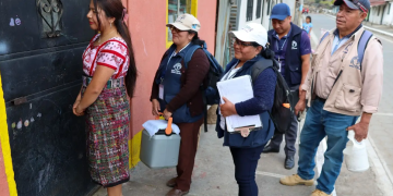 Al sospechar de casos de sarampión, se debe acercar al centro de atención más cercano. (Foto: MSPAS)