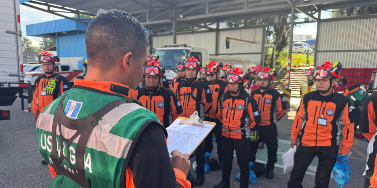 Conred realiza ejercicio del Equipo de Búsqueda y Rescate Urbano este fin de semana. / Foto: Conred.
