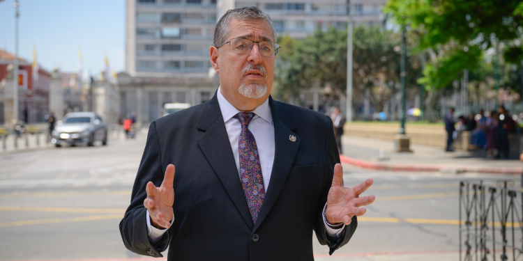 Presidente Bernardo Arévalo en su mensaje sobre los combustibles. / Foto: Álvaro Interiano.