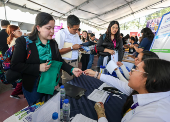 Mujeres lideran participación en la Feria Nacional del Empleo./Foto: Mintrab.