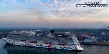 Atracan tres cruceros de forma simultánea en el Puerto Quetzal./Foto: EPQ.