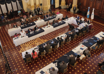 Gabeco analiza propuestas para atender efectos por costos de los combustibles