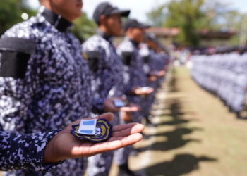 La incorporación de nuevos guardias penitenciarios forma parte de las estrategias del Estado para mejorar las condiciones de seguridad en los centros de detención. / Foto: Mingob.