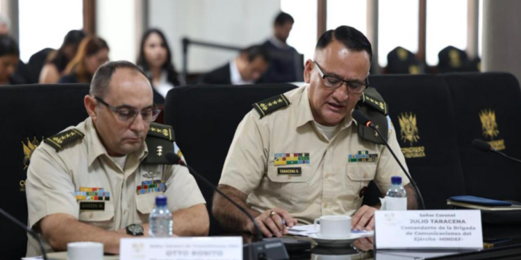 Autoridades en citación del Congreso. / Foto: DCA