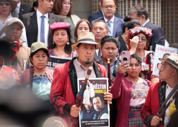 Exigen justicia por Luis Pacheco y Héctor Chaclán./Foto: Analí Camey.
