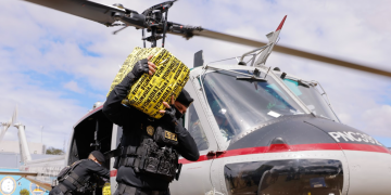 PNC traslada incautación de cocaína en puerto quetzal a zona 6 capitalina. / Foto: Gilber García