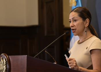 Secretaria de Comunicación Social de la Presidencia, Karina García Ruano, condenó el asesinato del periodista. / Foto: Álvaro Interiano.