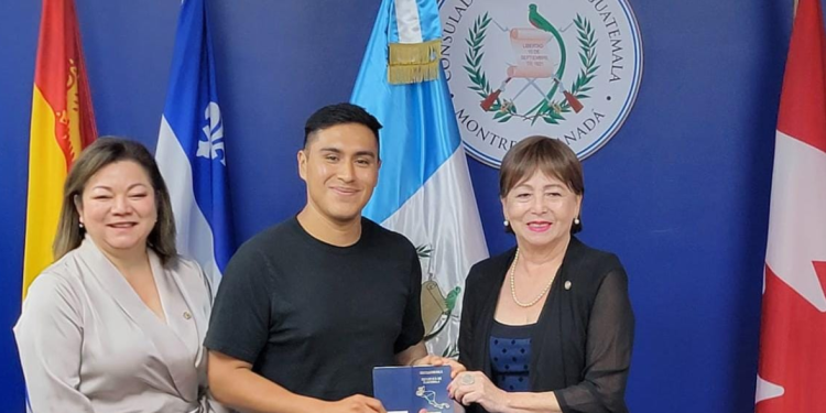 Guatemala cuenta con 26 centros de impresión de pasaportes en el mundo . / Foto: Minex.