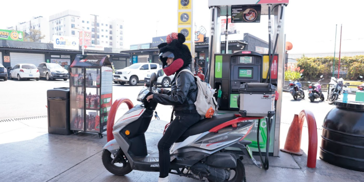 Consumidores perciben el apoyo temporal en la compra de gasolinas