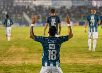 Antigua deja con vida a Comunicaciones en los cuartos de final del Clausura 2026