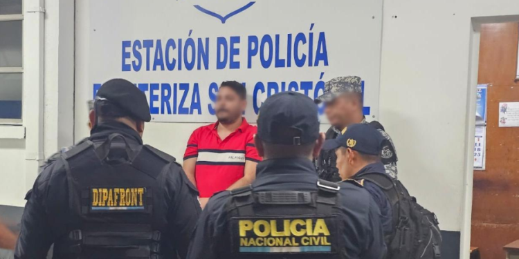 Juan Francisco Rivas Rivera, de 34 años, quien fue localizado por agentes de la comisaría 14. / Foto: PNC