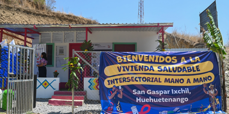 Inauguran "vivienda saludable" en San Gaspar Ixchil, Huehuetenango. / Foto: Mides.