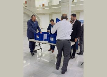 El secretario general de la Presidencia lideró la devolución de la nómina de aspirantes a fiscal general. / Foto: Gobierno de Guatemala.