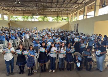 Programa de Cultura Fiscal benefició a más de 650 estudiantes de Petén