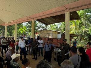 Ejército se acerca a las comunidades con actividades e información. / Foto: Ejército de Guatemala.