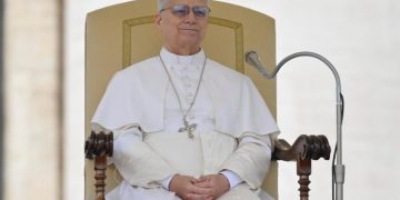 Durante su viaje por África el papa León XIV se refiere a la concentración de la tecnología.