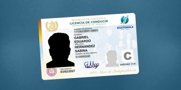 Las autoridades han reiterado que conducir sin portar licencia o sin haberla tramitado constituye una falta grave./ Foto: DT-PNC