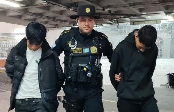 Las autoridades indicaron que la presencia de puestos fijos de seguridad ha sido clave para prevenir hechos delictivos en sectores de alta circulación vehicular. / Foto: PNC