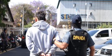 Más de 30 personas han sido capturadas en los allanamientos. / Foto: PNC.